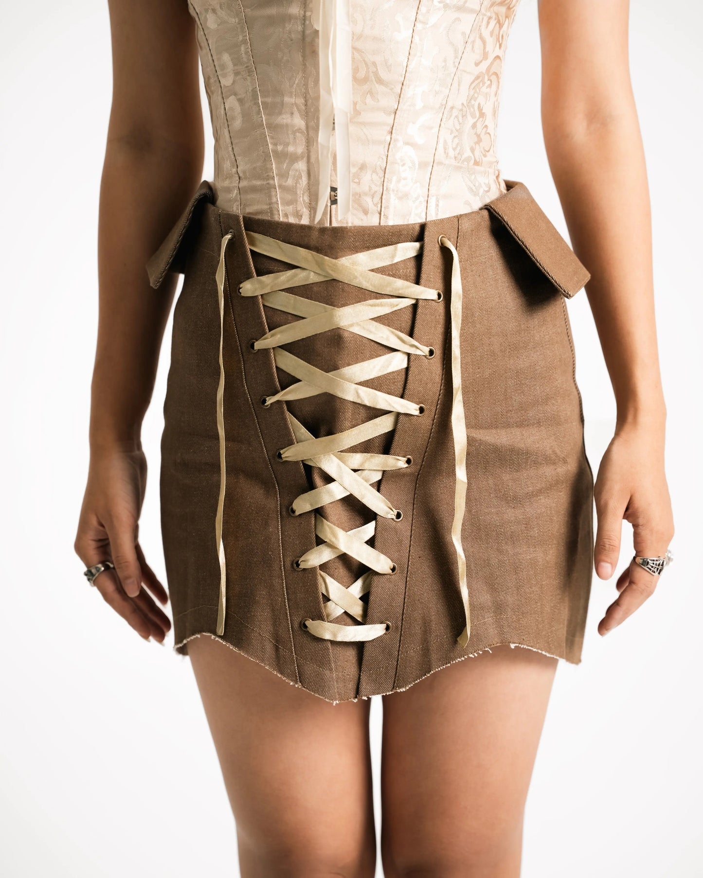 The Contour Skirt - Varaakie